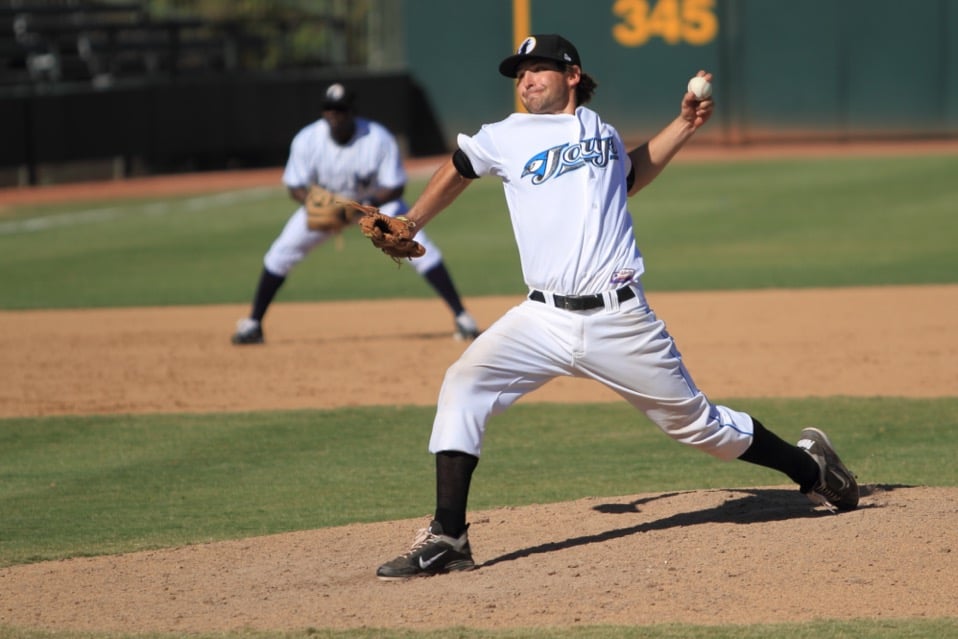 hip lock pitcher